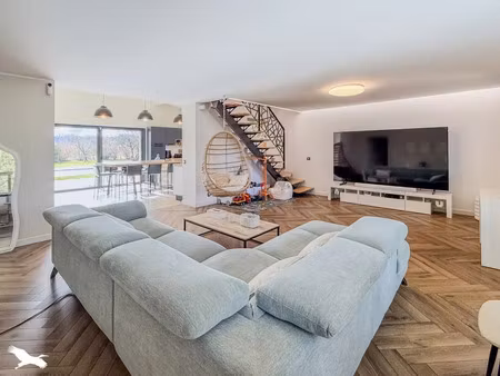 vente maison 4 pièces 141 m² à branne (33420)  367 500 €