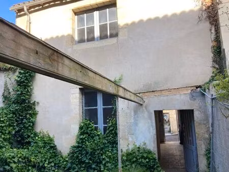vente maison 2 pièces 80 m² blaye (33390)