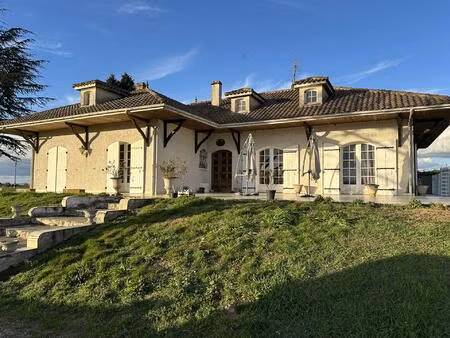 maison de campagne avec terrain et garage