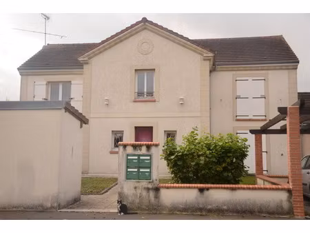 location appartement 2 pièces 40m² st jean de la ruelle 45140