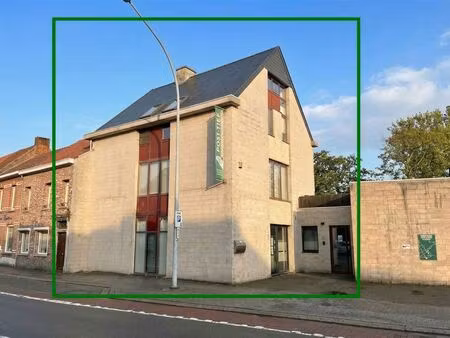 commercieel te koop in kemzeke met 3 slaapkamers