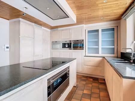 huis te koop in zwijndrecht met 4 slaapkamers