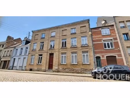 hôtel particulier de 418 m² - coeur historique de saint-omer