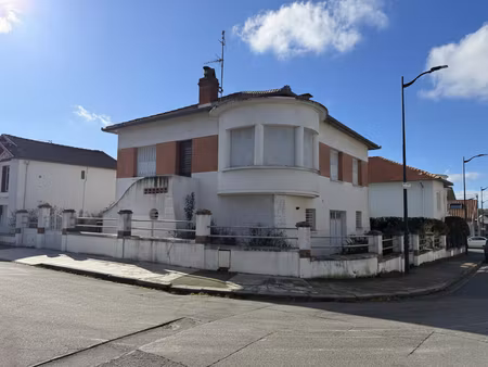 rare : l'elegance a reinventer au coeur de la cote pavee