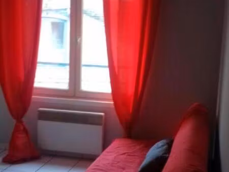 location appartement 1 pièce 18 m² à bourges (18000)
