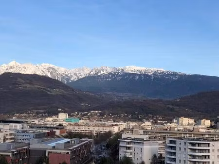 location appartement 2 pièces 47 m² à échirolles (38130)