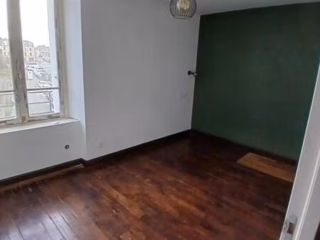location appartement 3 pièces 70 m² à fougères (35300)