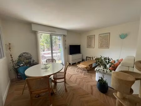 location appartement 2 pièces 50 m² à issy-les-moulineaux (92130)