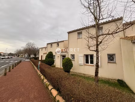 location local professionnel 98m² challans 85300