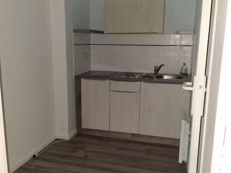 location appartement 2 pièces 30 m² à arras (62000)