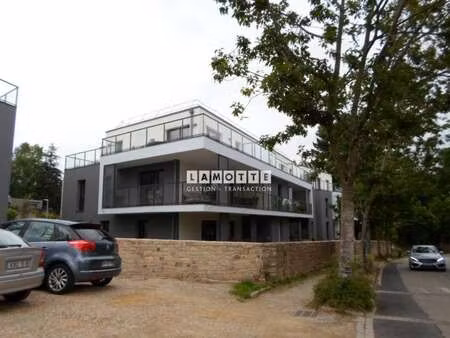 location appartement 2 pièces à arradon (56610) : à louer 2 pièces / 43m² arradon