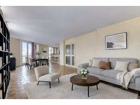 appartement 4 pièces de 110 m² à villeurbanne