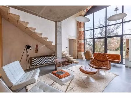 maison de 6 pièces de 247 m² à charentay