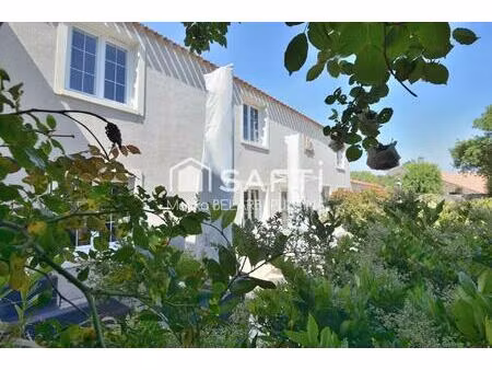 parc arboré & volumes d’exception à proximité immédiate de la mer