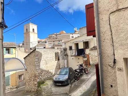 maison de village  5 pièces avec cour et garage vinon sur verdon (83)