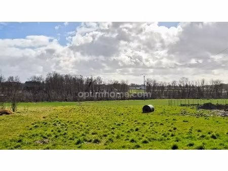 terrain plat constructible à espinasse vozelle (03)