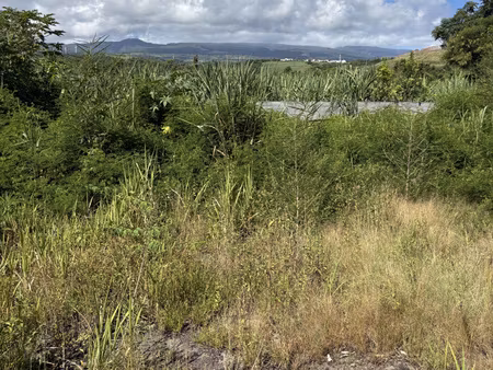 terrain à fort potentiel sur le secteur de sainte-suzanne