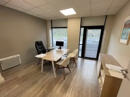location commerce 107 m² à brest (29200)