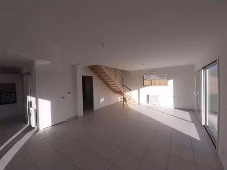 location maison à changé (53810) : à louer / 112m² changé