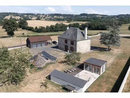 vente maison 8 pièces 302 m² à chalvignac (15200)  472 500 €