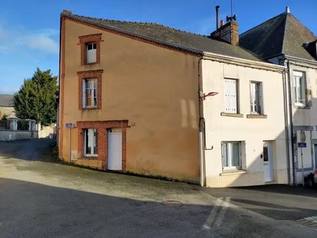 vente maison 6 pièces 102 m² villaines-la-juhel (53700)