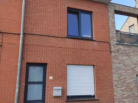 maison rénovée 2 ch au centre de tirlemont