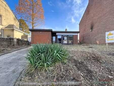 maison 2 chambres avec jardin.