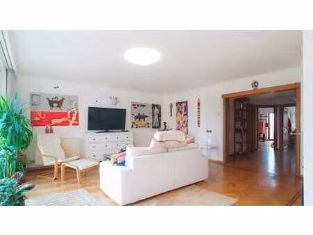 appartement 4 chambres a louer