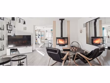 saint aygulf  villa de plain pied  piscine  proche de la mer et des commerces