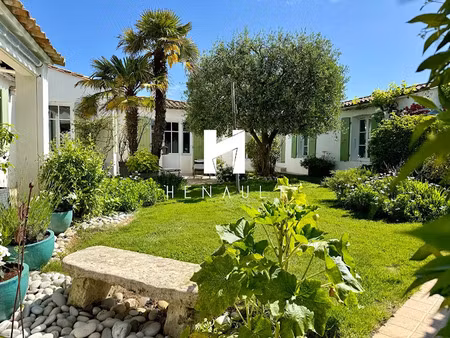 vente maison 6 pièces 159.28 m² à la couarde-sur-mer (17670)  1 050 000 €