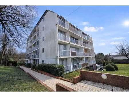 charmant appartement 1 chambre au rez de chausseé