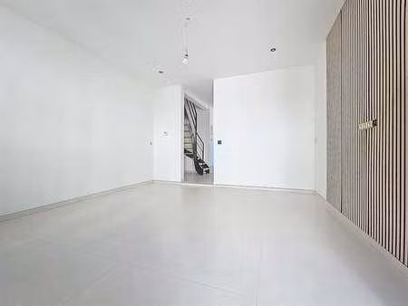 sous option - plus de visite - maison 2 chambres habitable