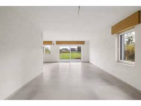 nouvelle maison prête à vivre à vendre à rocourt