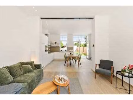 maison entièrement rénovée avec 5 chambres et jardin à moen