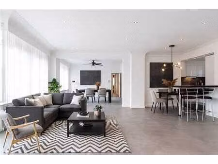 exceptionnel !! penthouse entièrement rénové de 222m² ( = 15