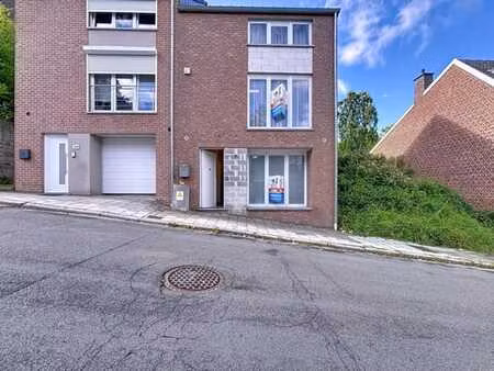 maison 3 façades  3 ch.  cinéma  jardin & terrasse