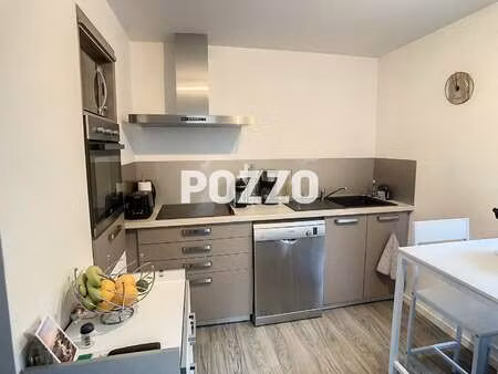 location appartement 3 pièces à granville (50400) : à louer 3 pièces / 88m² granville