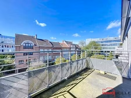 delta/invalides - appart. 2ch + terrasse + poss. parking