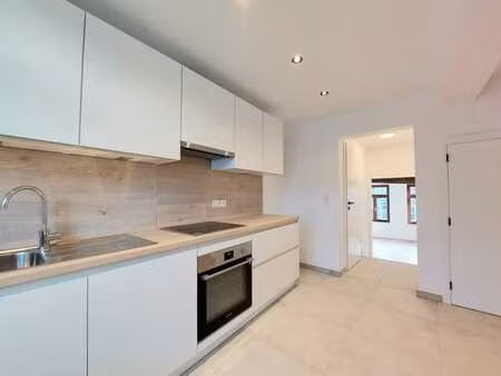 theux - duplex 1er-2ième neuf place du perron au centre