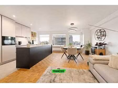 appartement entièrement rénové et prêt à emménager avec 2 c…