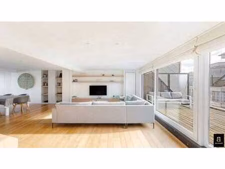 penthouse spacieux proche rubensplein avec terrasses