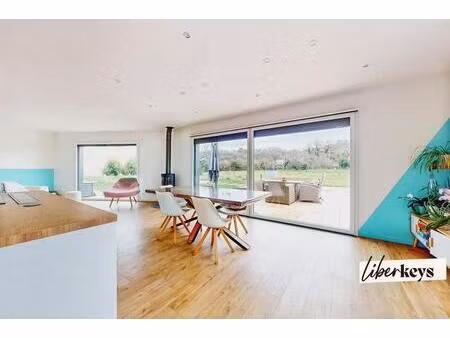 maison contemporaine haut de gamme – dpe a – ossature bois – piscine – grand terrain const