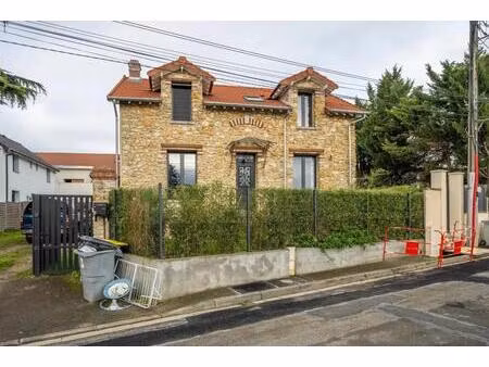 élégante maison rénovée de 5 pièces  chanteloup-les-vignes