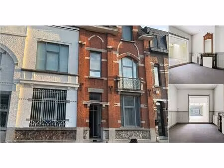 maison à vendre à rue monfort 106 ans (vbd87983)