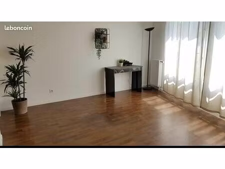 studio 27 m² – immeuble 2016 bbc – accès pmr –