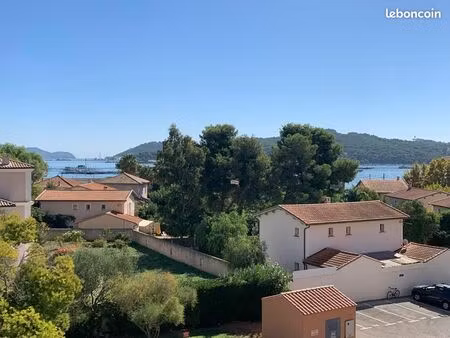 studio 1 pièce 27 m²