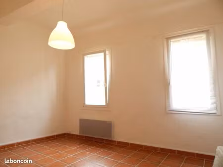 aix centre agréable t2 31m2