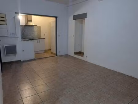 triplex 59m² carrez (69m² au sol) centre historique de viviers