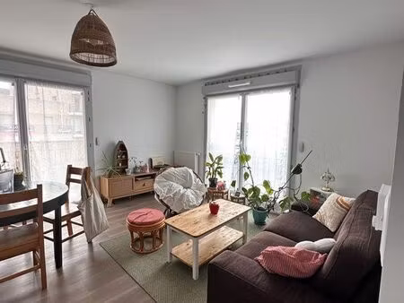 apparemment t2 montbazon - quartier collège