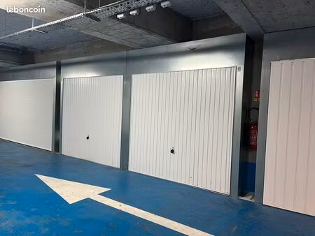 garage/box 12 5m2 à louer  rueil malmaison